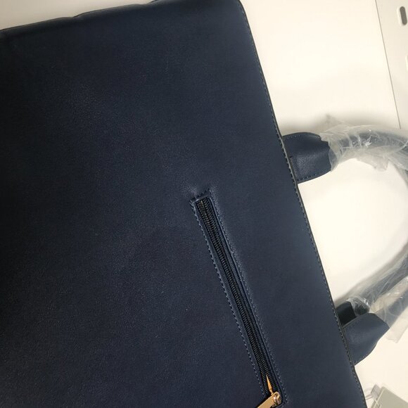 Redfox Purse - Picture 12 of 16